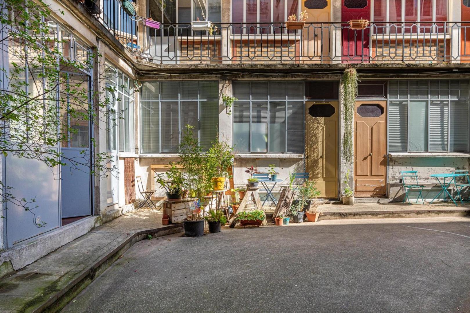 Guestready - Apto Parisiense Da Moda No 19º Arr. Luaran gambar